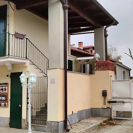 Cascina Della Rocca 招待所 卡塞勒托瑞尼斯