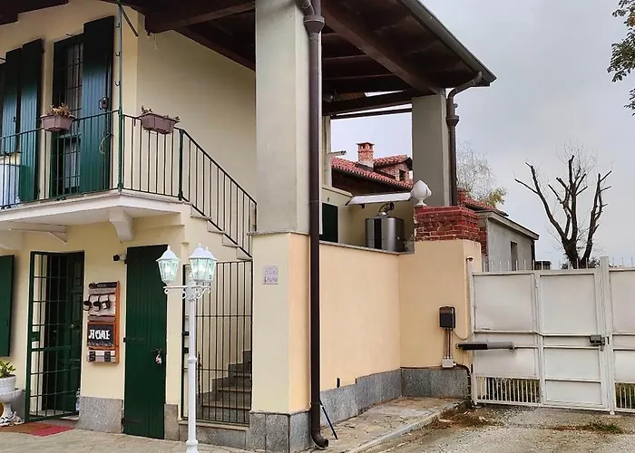 Cascina Della Rocca 招待所 卡塞勒托瑞尼斯